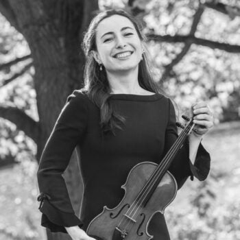 Sophia Anna Szokolay - Violin